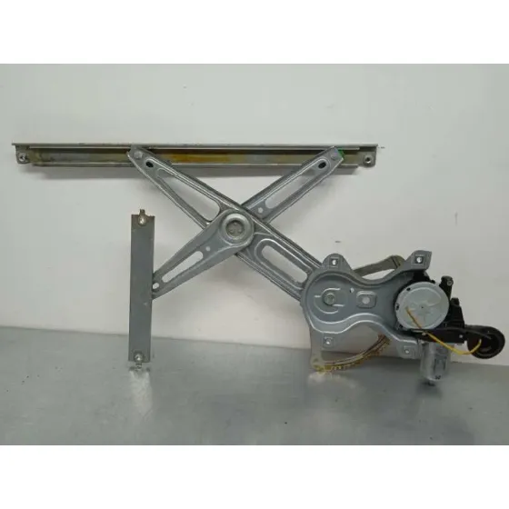 Elevalunas Delantero Derecho para Toyota Auris