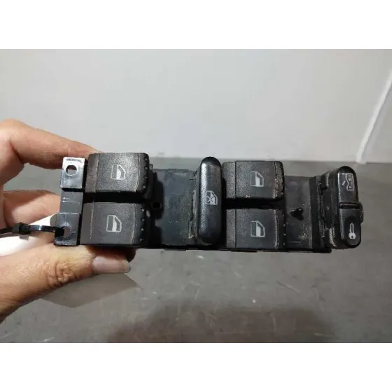 Mando Elevalunas Delantero Izquierdo para Volkswagen Touareg (7La)