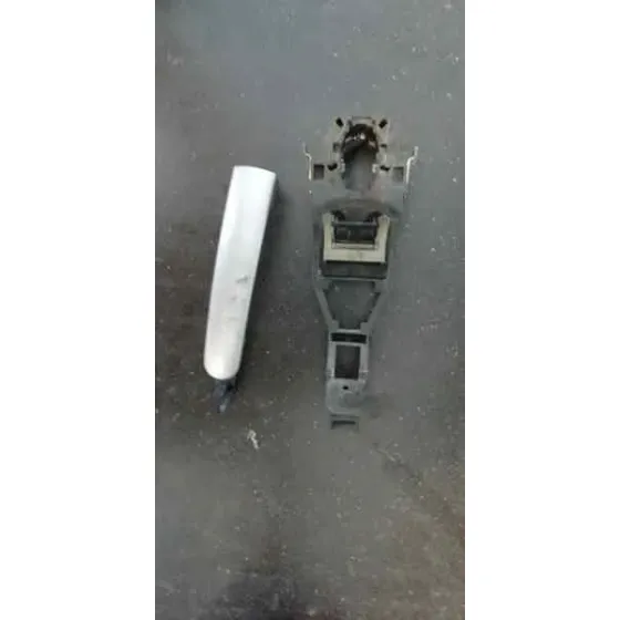 Maneta Exterior Delantera Izquierda para Volkswagen Passat Berlina (3B3)