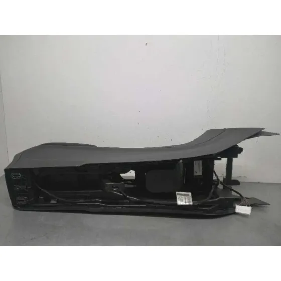Apoyabrazos Central para Mercedes-Benz Clase Gla (W156)
