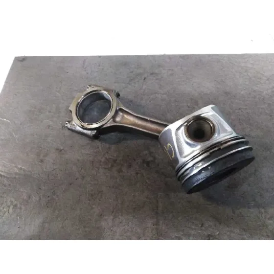 Piston para Volkswagen Passat Berlina (3C2)