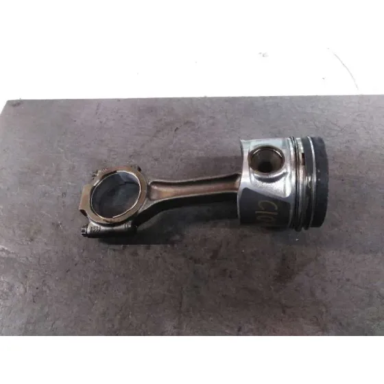 Piston para Volkswagen Passat Berlina (3C2)