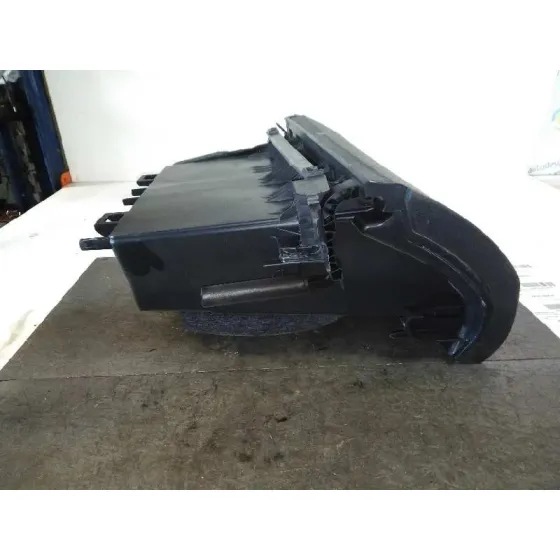 Guantera para Mercedes-Benz Clase B (W245)