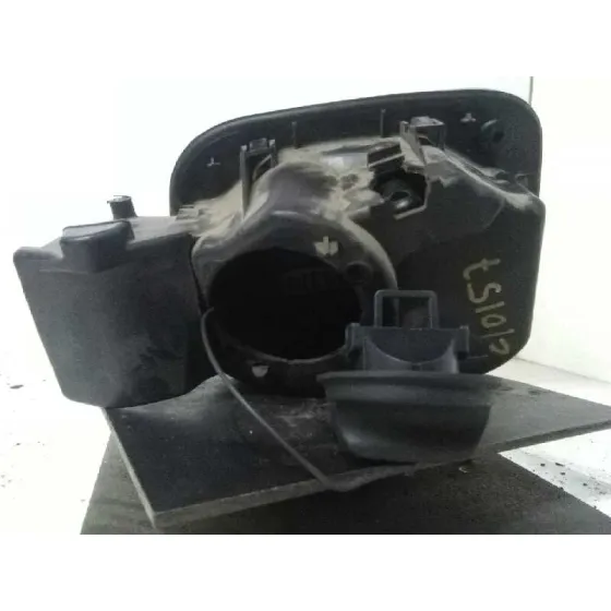 Tapa Exterior Combustible para Renault Clio Iii