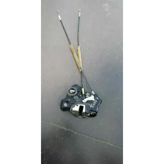 Cerradura Puerta Delantera Izquierda para Toyota Corolla (E12)