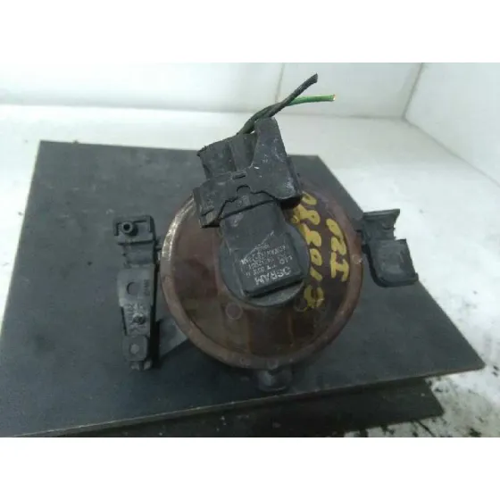 Faro Antiniebla Izquierdo para Ford Focus Berlina (Cap)