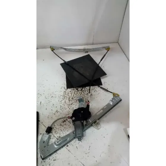 Elevalunas Delantero Izquierdo para Peugeot 206+