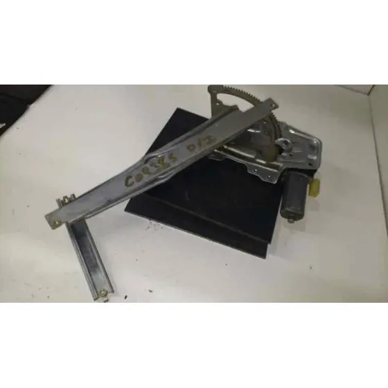 Elevalunas Delantero Derecho para Toyota Yaris (Ncp1/Nlp1/Scp1)