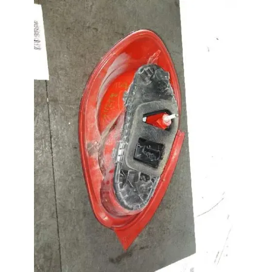 Piloto Trasero Derecho para Toyota Aygo (Kgb/Wnb)