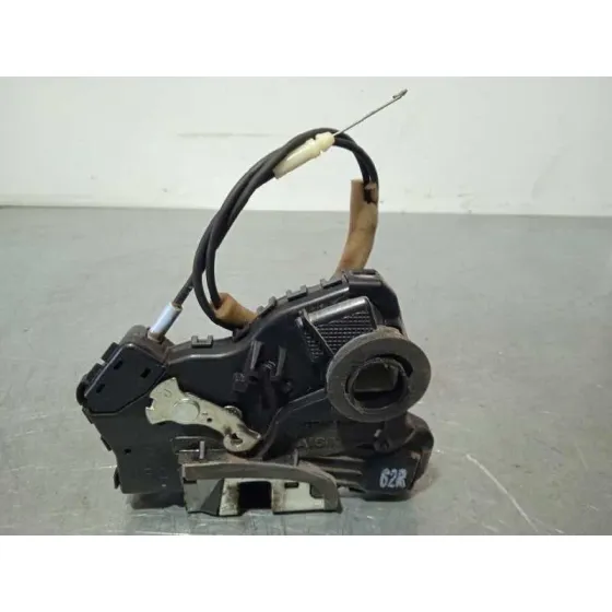 Cerradura Puerta Delantera Derecha para Toyota Corolla (E12)