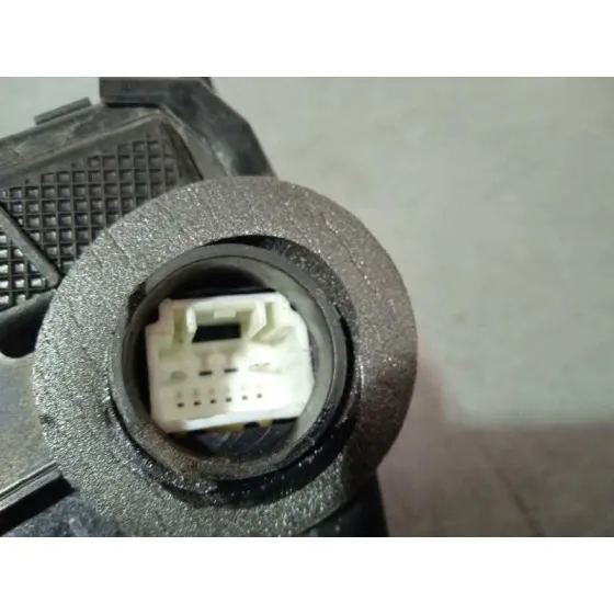 Cerradura Puerta Delantera Derecha para Toyota Corolla (E12)