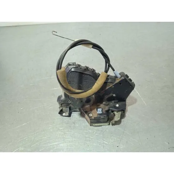 Cerradura Puerta Delantera Derecha para Toyota Corolla (E12)