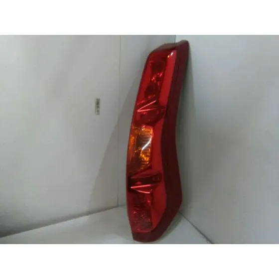 Piloto Trasero Derecho para Nissan X-Trail (T31)