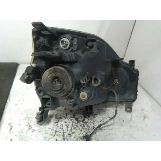 Faro Izquierdo para Nissan X-Trail (T31)