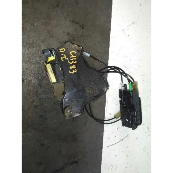 Cerradura Puerta Delantera Izquierda para Toyota Corolla (E12)