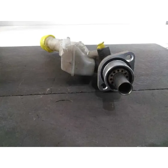 Bomba Freno para Nissan Micra (K12E)