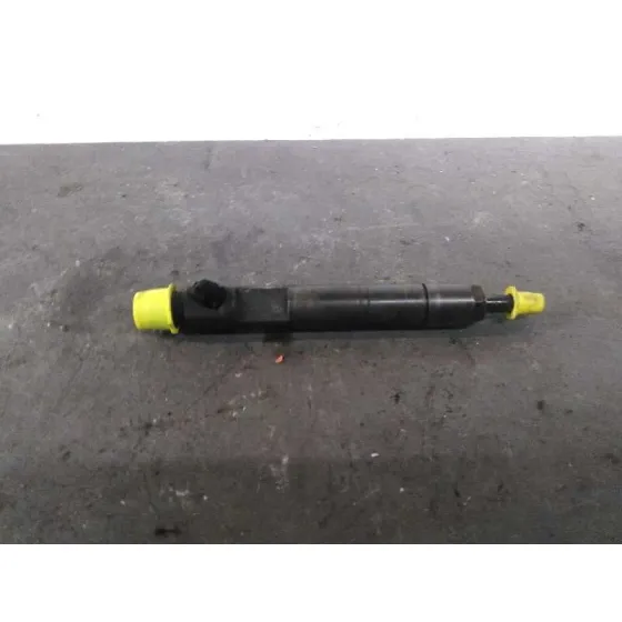 Inyector para Ford Focus Berlina (Cak)