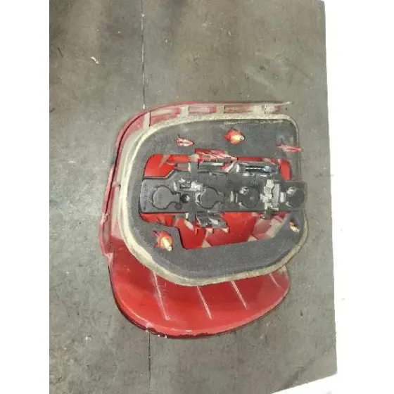 Piloto Trasero Derecho para Volkswagen Polo Berlina (6N2)