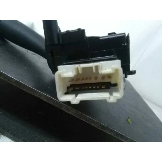 Mando Luces para Toyota Avensis Berlina (T25)