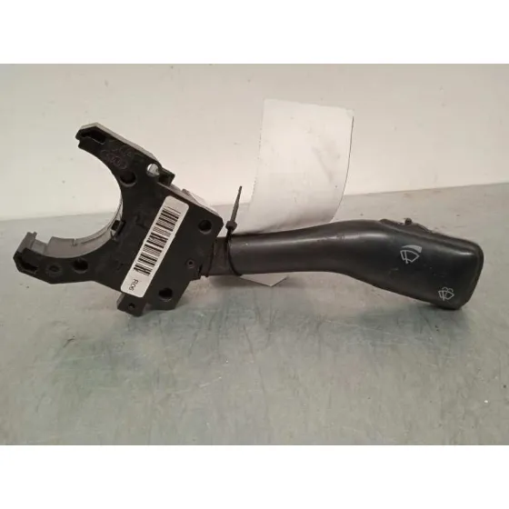 Mando Limpia para Volkswagen Passat Berlina (3B3)