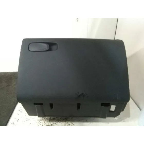 Guantera para Volvo V40