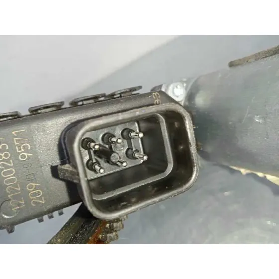 Elevalunas Delantero Izquierdo para Opel Zafira B
