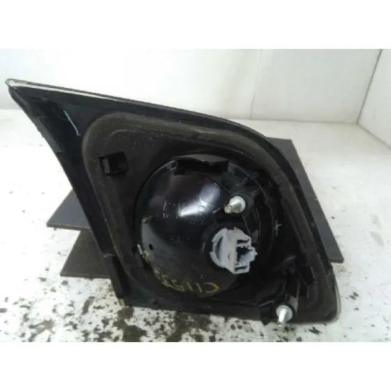 Piloto Trasero Derecho Interior para Mazda 3 Berlina (Bk)