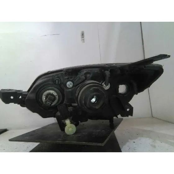 Faro Derecho para Mazda 3 Berlina (Bk)