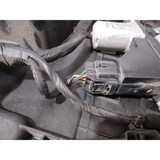 Elevalunas Delantero Izquierdo para Kia Carens ( )