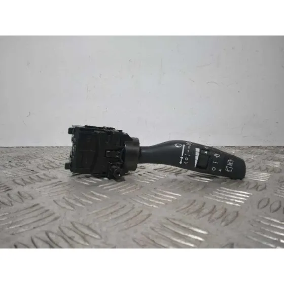 Mando Limpia para Kia Carens ( )