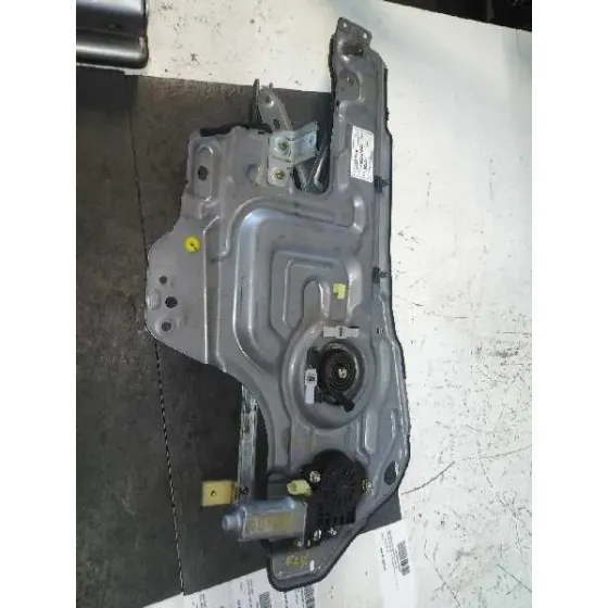 Elevalunas Delantero Derecho para Hyundai Trajet (Fo)