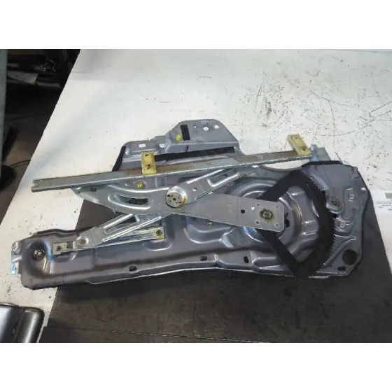 Elevalunas Delantero Derecho para Hyundai Trajet (Fo)