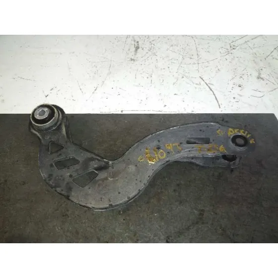 Brazo Suspension Superior Trasero Izquierdo para Mercedes-Benz Clase Gla (W156)