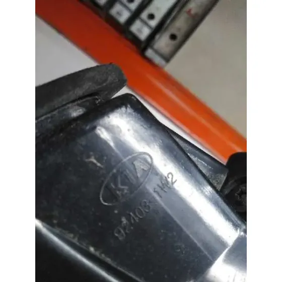 Piloto Trasero Izquierdo Interior para Kia Rio (Yb)
