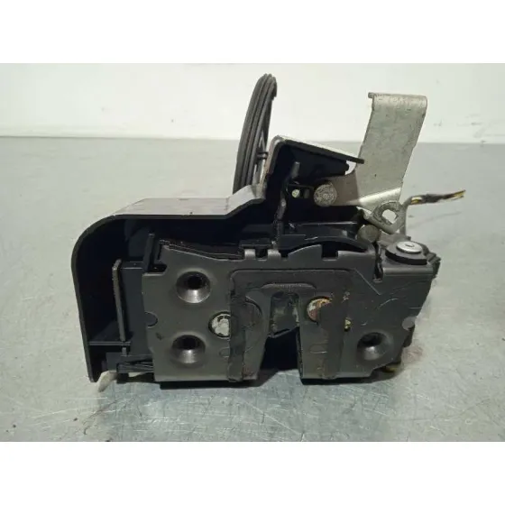 Cerradura Puerta Trasera Derecha para Ford Focus Turnier (Cb4)