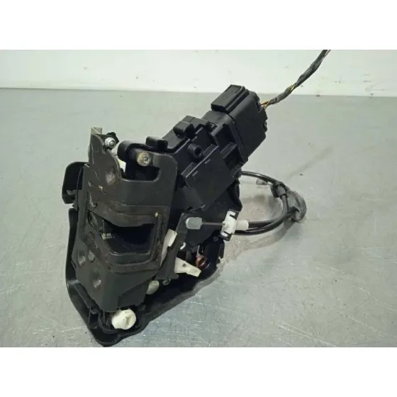 Cerradura Puerta Trasera Derecha para Ford Focus Turnier (Cb4)