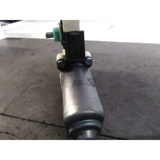 Motor Elevalunas Trasero Derecho para Mercedes-Benz Clase B (W245)