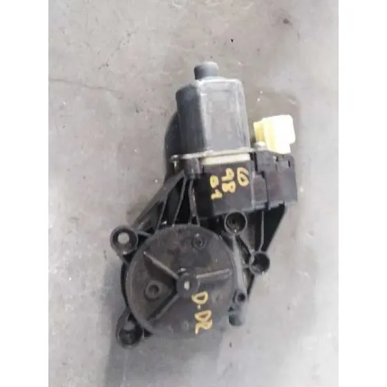 Motor Elevalunas Delantero Derecho para Ford Fiesta (Cb1)