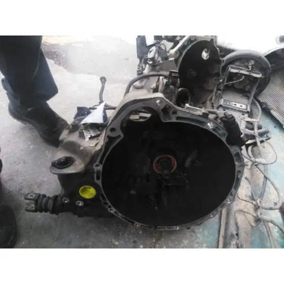 Caja Cambios para Nissan Almera Tino (V10M)