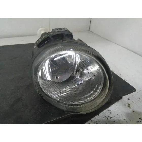 Faro Antiniebla Izquierdo para Nissan Almera Tino (V10M)