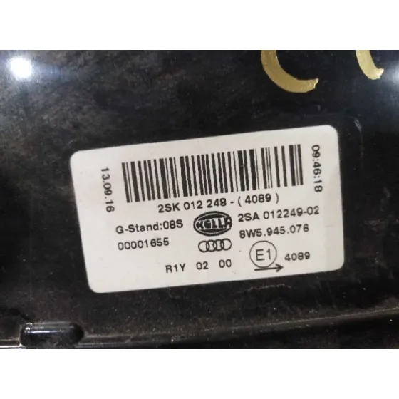 Piloto Trasero Derecho Interior para Audi A4 Berlina (8W2)