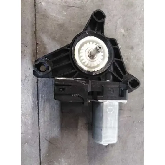 Motor Elevalunas Trasero Derecho para Mercedes-Benz Clase Gla (W156)