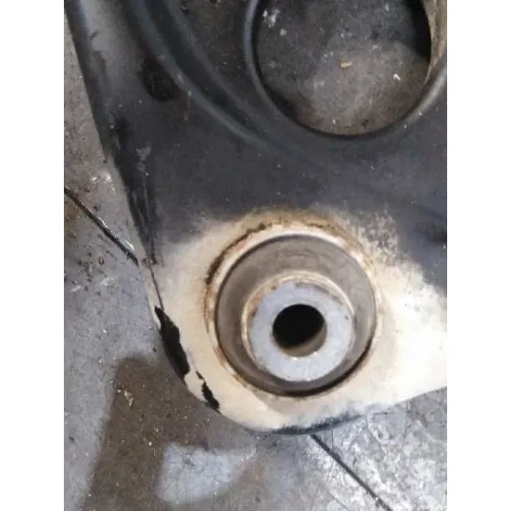 Brazo Suspension Inferior Delantero Derecho para Nissan Note