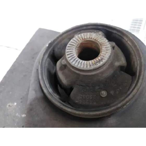 Brazo Suspension Inferior Delantero Derecho para Kia Carens ( )