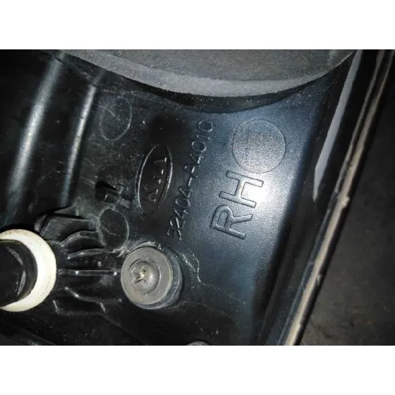 Piloto Trasero Derecho Interior para Kia Carens ( )