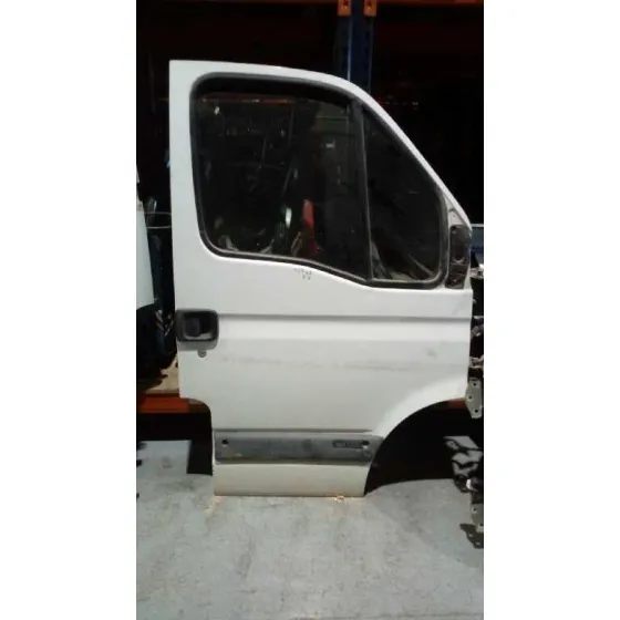 Puerta Delantera Derecha para Nissan Interstar Mod. 04 (X70)