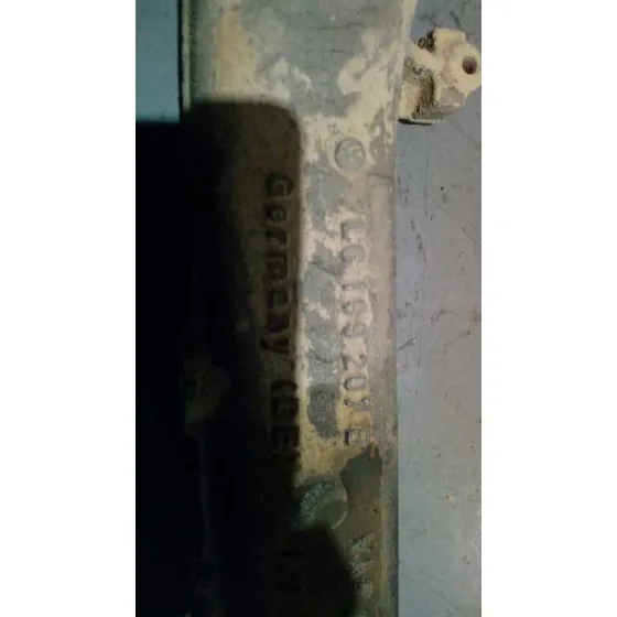Puente Delantero para Audi Q7 (4L)