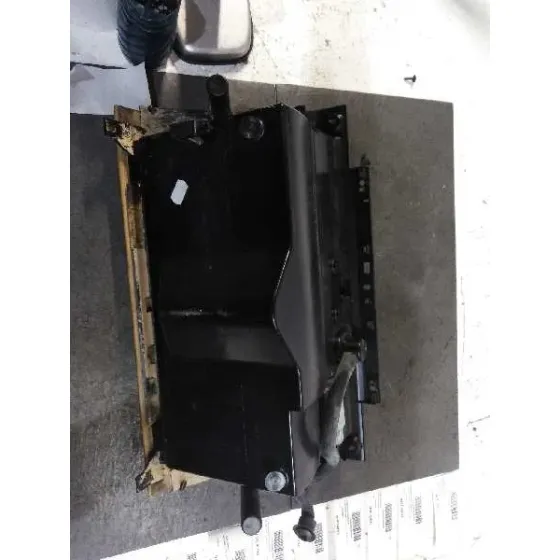 Guantera para Porsche Cayenne (Typ 9Pa)
