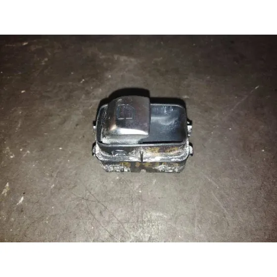 Mando Elevalunas Delantero Derecho para Mercedes-Benz Clase E Lim. (W213)