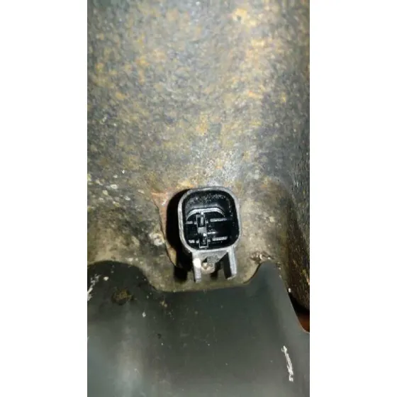 Mangueta Delantera Derecha para Ford Focus Lim. (Cb8)